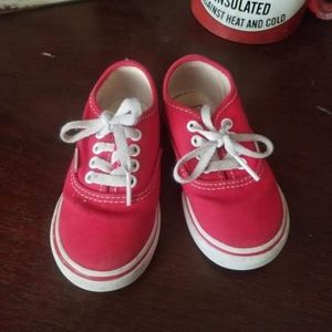 Toddler 6 vans